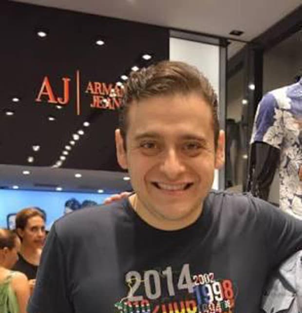 Premian a Carlos Bravo, creador de los bots de Borge, con convenio en Cozumel