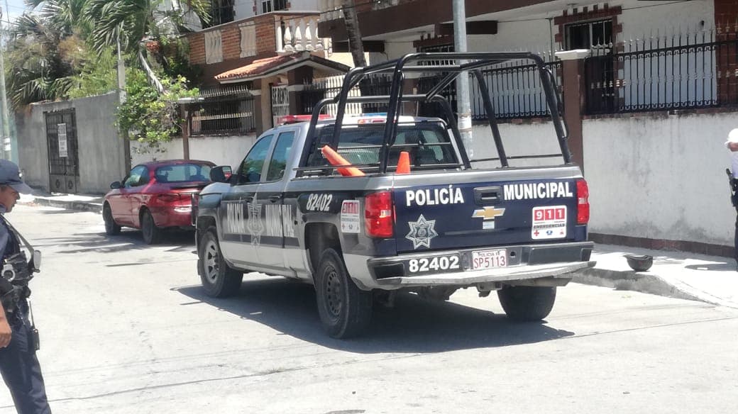Atrapan a dos ladrones de coches en Playa del Carmen