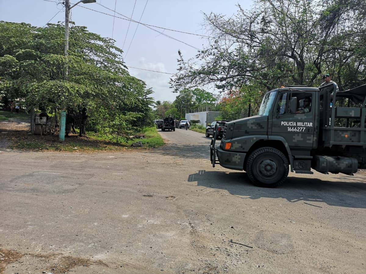 Catean presunta narcotiendita en rancho de Calderitas