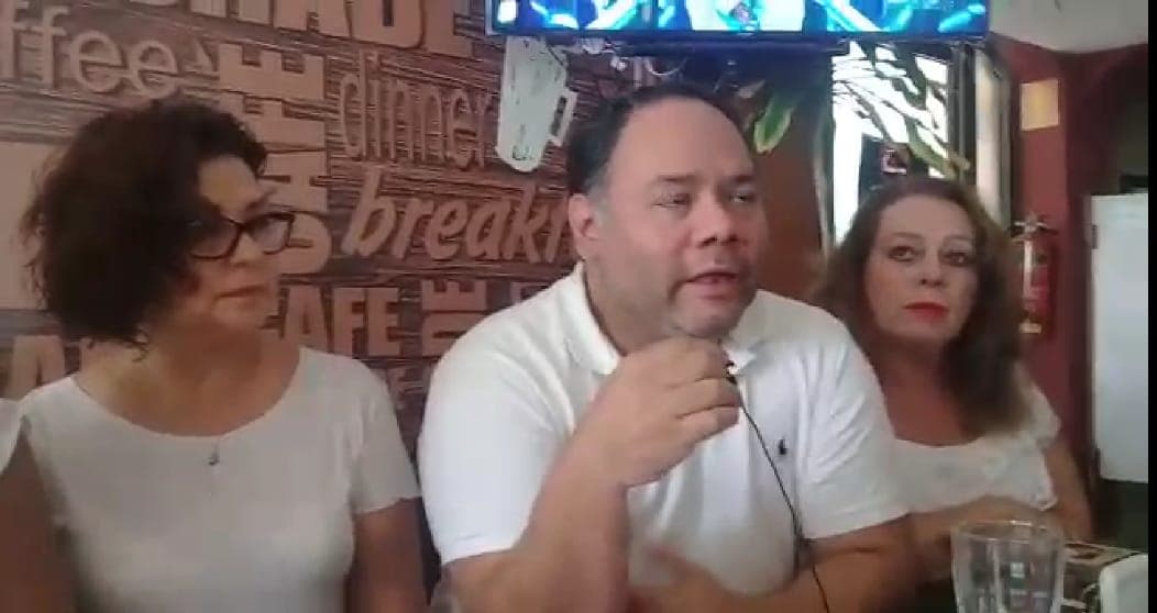 Piden a AMLO ir a la playa para que entienda el problema de sargazo