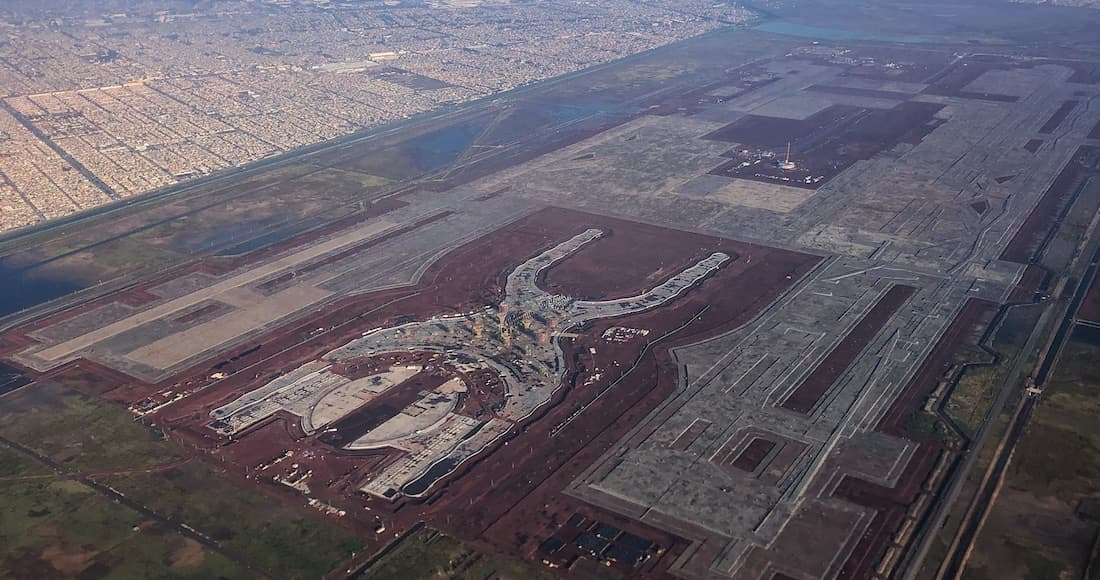 Tribunal Federal ordena suspensión de Santa Lucía y preservación de obra en Texcoco