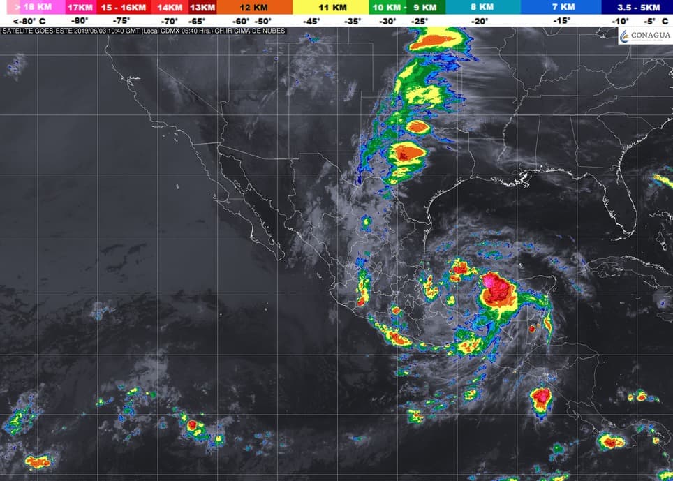 Sensación de 40 grados a la sombra en Playa del Carmen