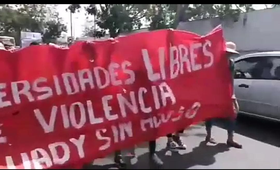 Protestan para poner fin al acoso sexual en la Uady