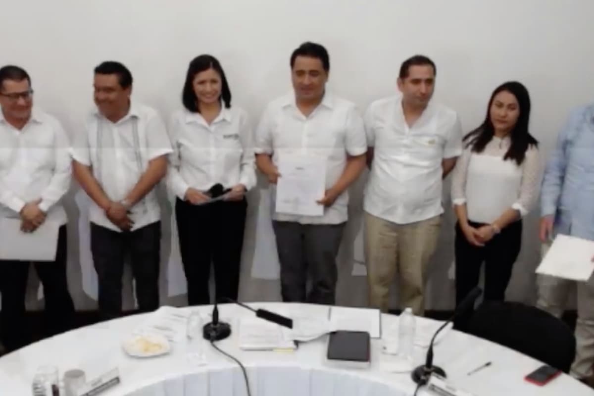 Aprueban plurinominales; entra Cristina Torres, “Chanito” y Martínez Arcila