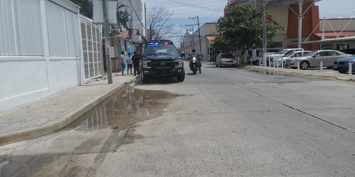 Asaltan cajas de Chedraui en Playa del Carmen