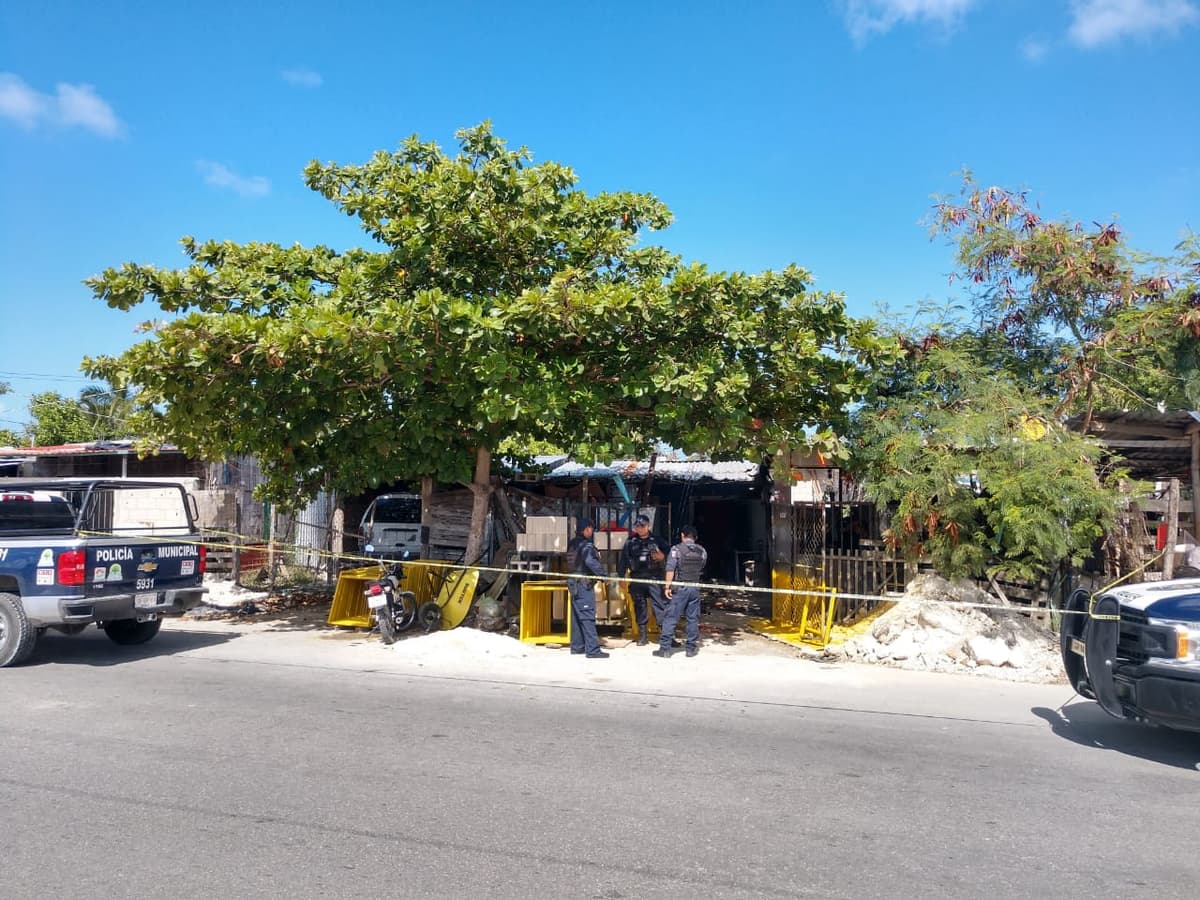 Disparan contra herrero en Cancún, muere en el hospital