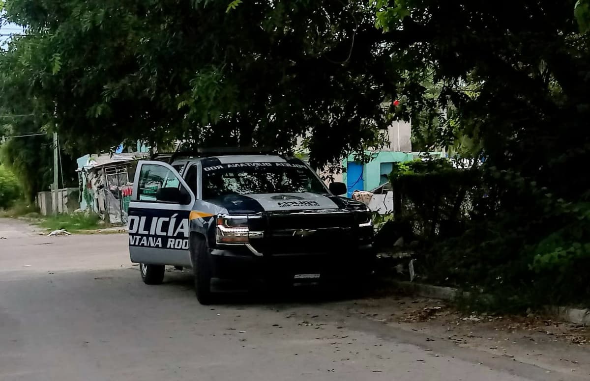 Detienen a tres ladrones tras persecución por tejados en Chetumal