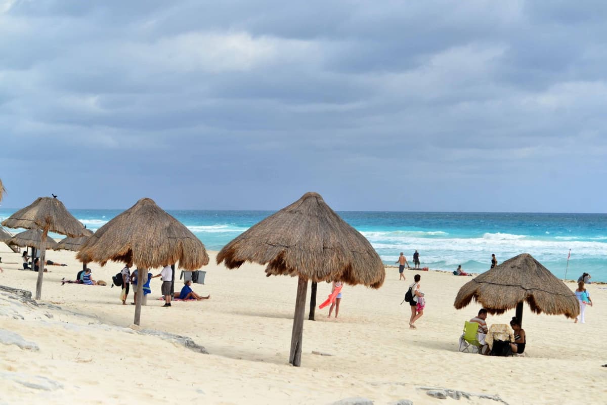 Clima: Nublados con posibilidad de tormentas, pronóstico de hoy