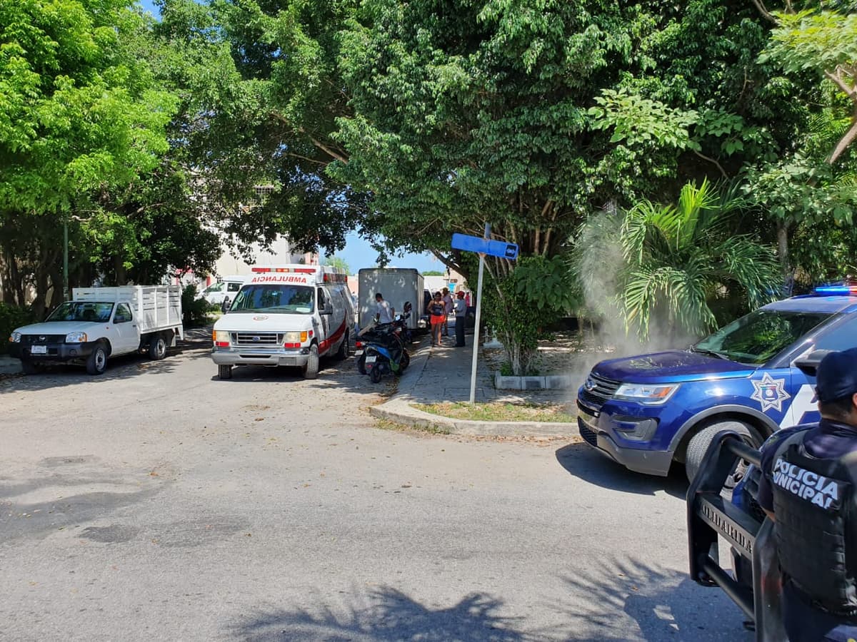 Albañil golpea tanque de gas y le explota en Playa del Carmen
