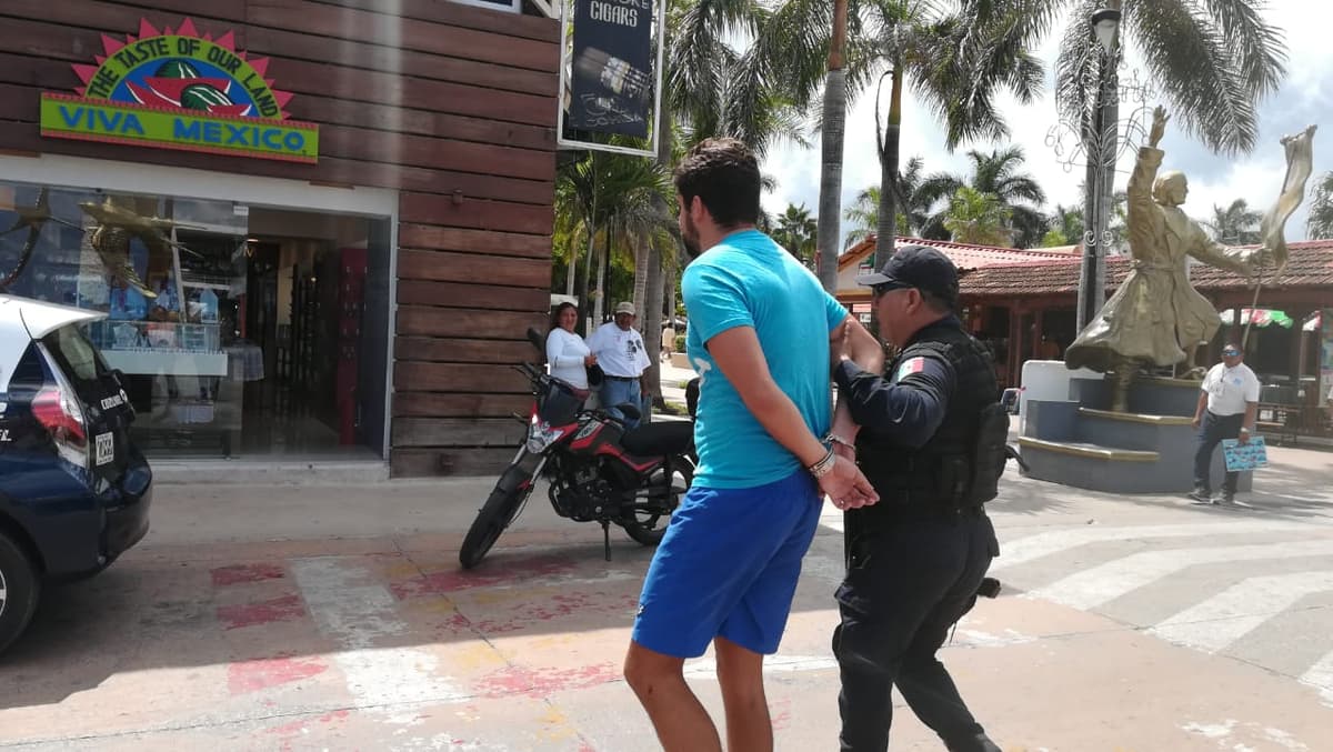 Directo al "tambo" por traer marihuana "por tratamiento médico" en Cozumel