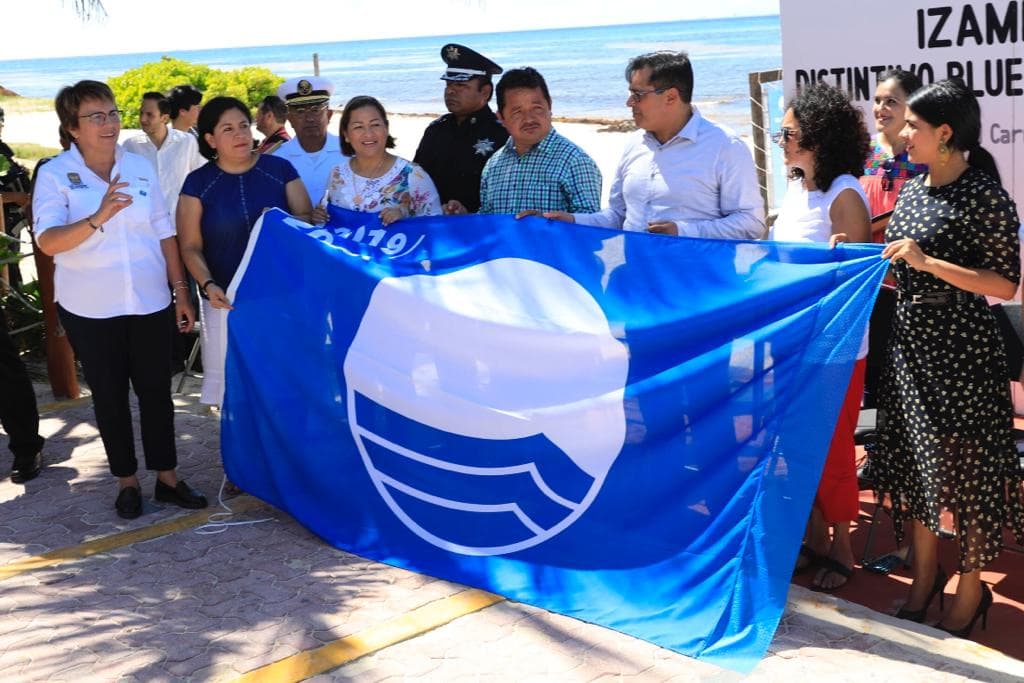 Solidaridad renueva certificación “Blue Flag” en tres playas