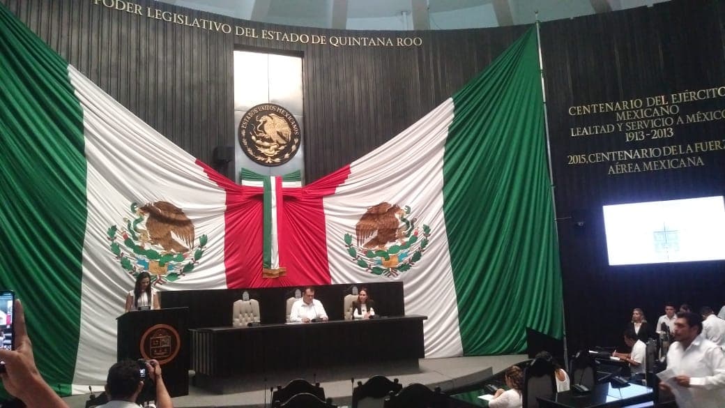 Se instala la Sesión Solemne del Congreso del Estado