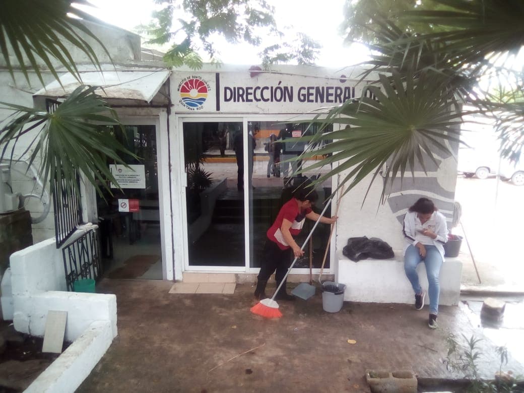 “Llueve” al interior de la Dirección de Ecología de Benito Juárez