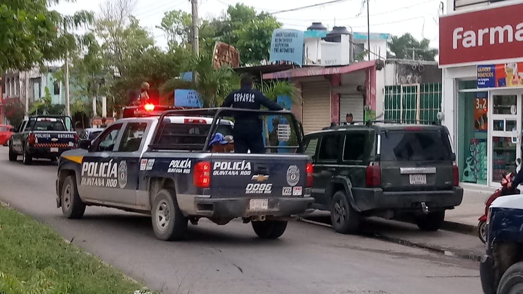 Atrapan a dos asaltantes de farmacias en Chetumal