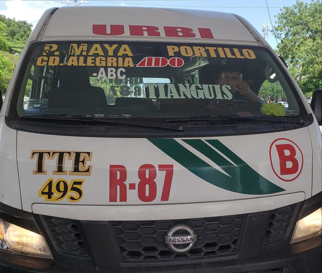 Denuncian a chofer de combi TTE que conducía drogado