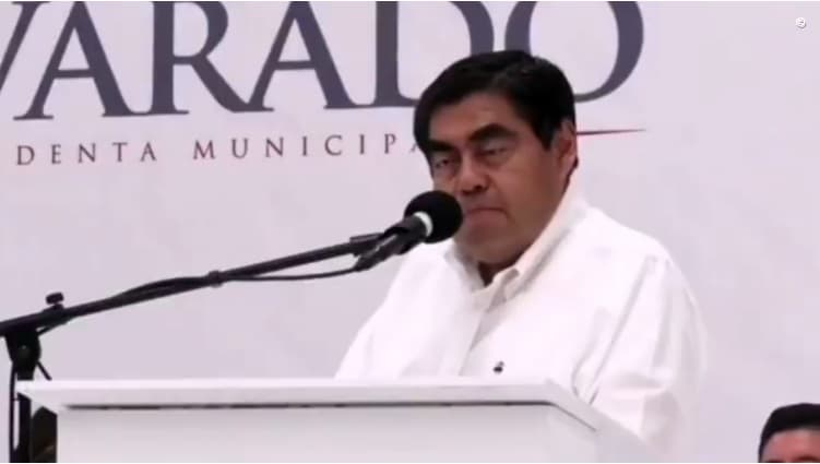 Miguel Barbosa asegura que muerte de los Moreno Valle fue castigo de Dios