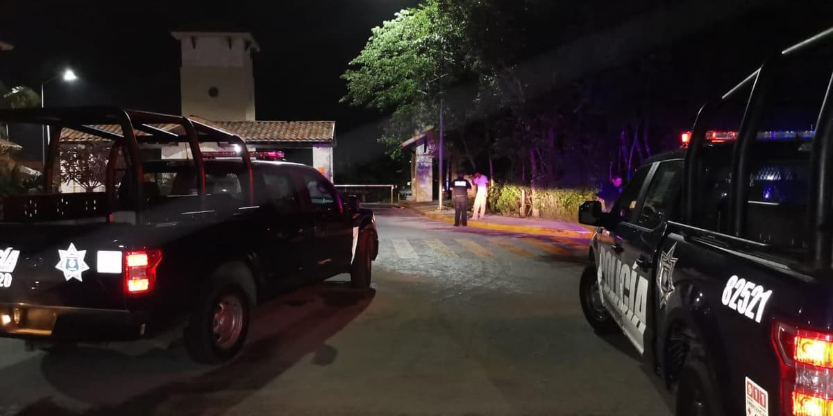 Balean camioneta en Playa del Carmen