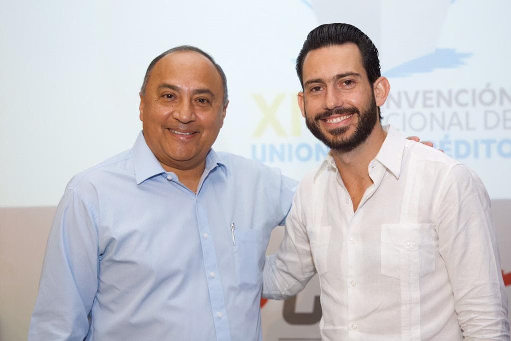 Expertos analizan panorama financiero, en la Riviera Maya