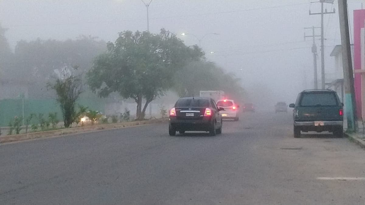 Amanece Chetumal cubierto de neblina