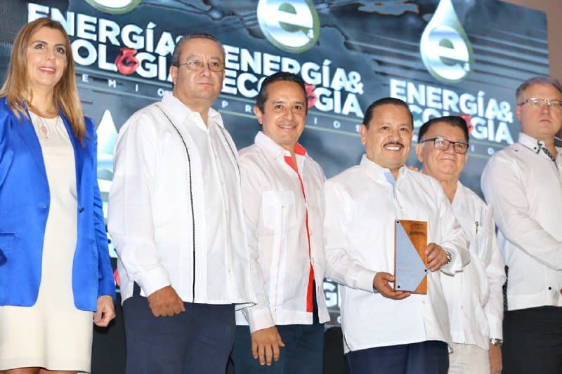 Participa Carlos Joaquín en la Cumbre de Petróleo y Energía 2019