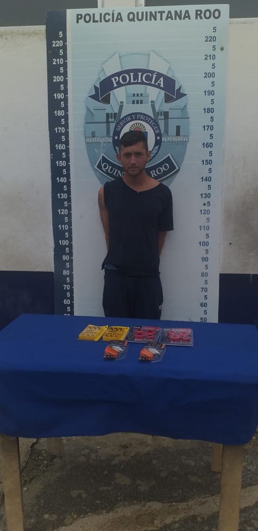 Atrapan a ladrón en Bodega Aurrerá de Cancún