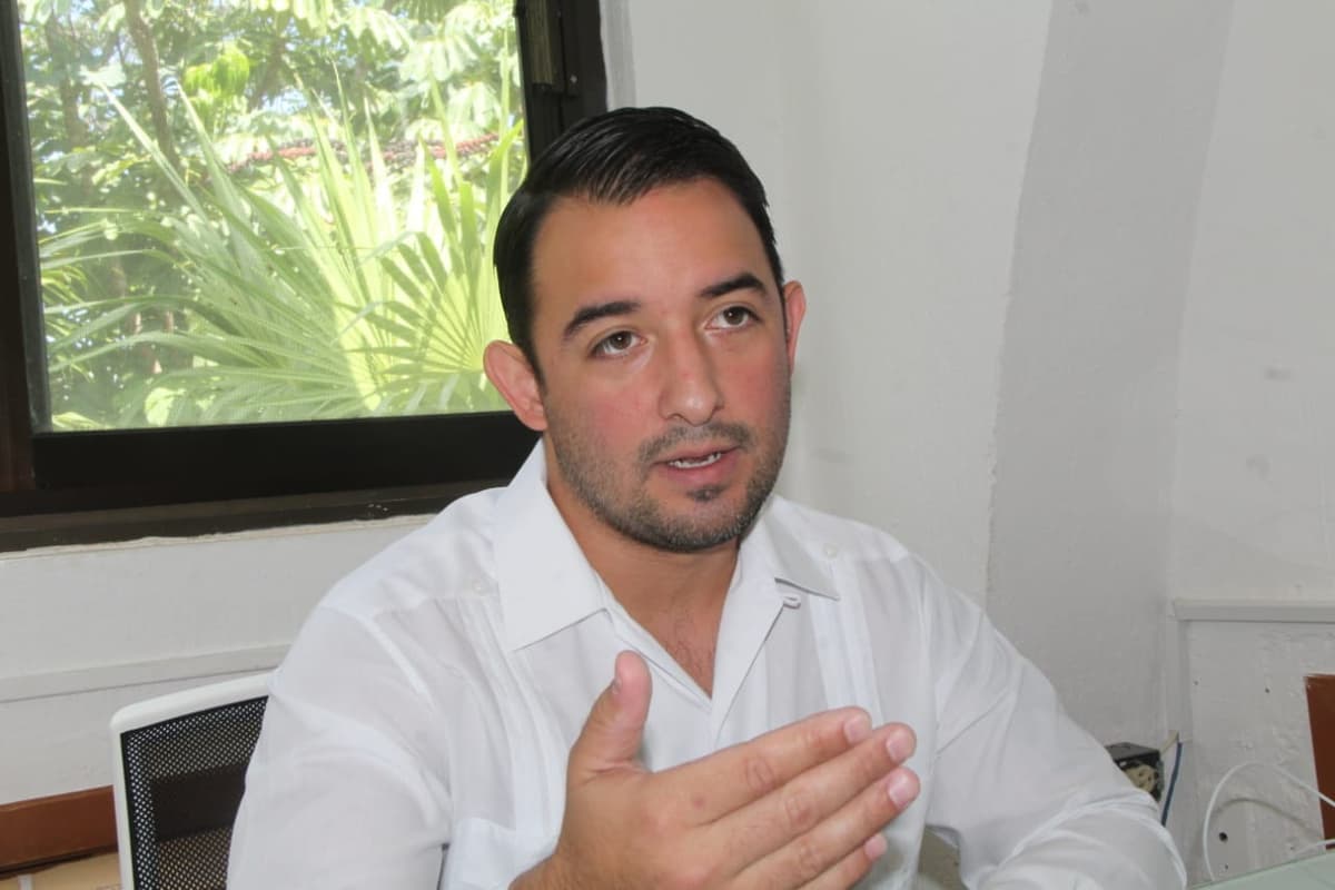 Acude regidor a la Fiscalía por caso de joven desaparecido en Distrito Cavana