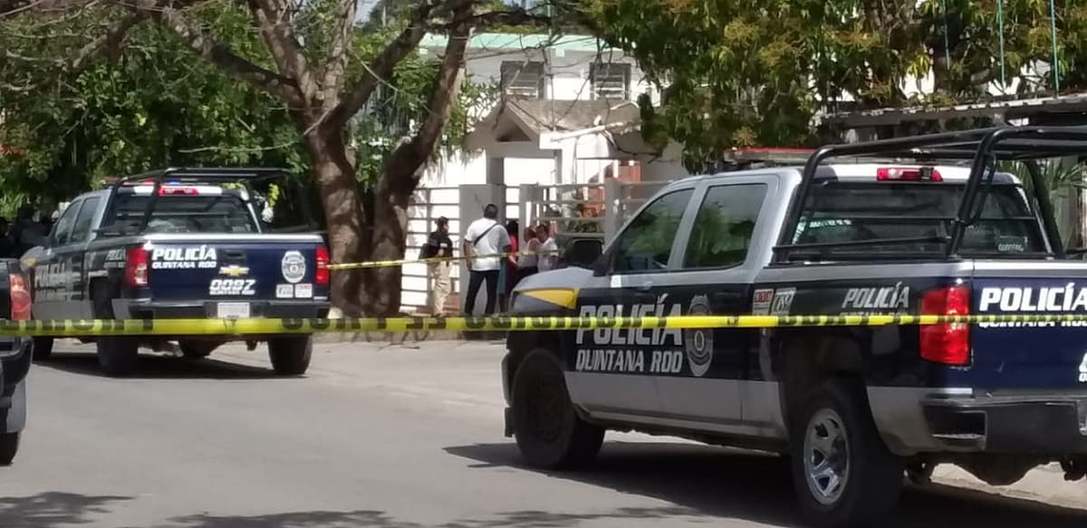 Hombre es apuñalado en la puerta de su casa