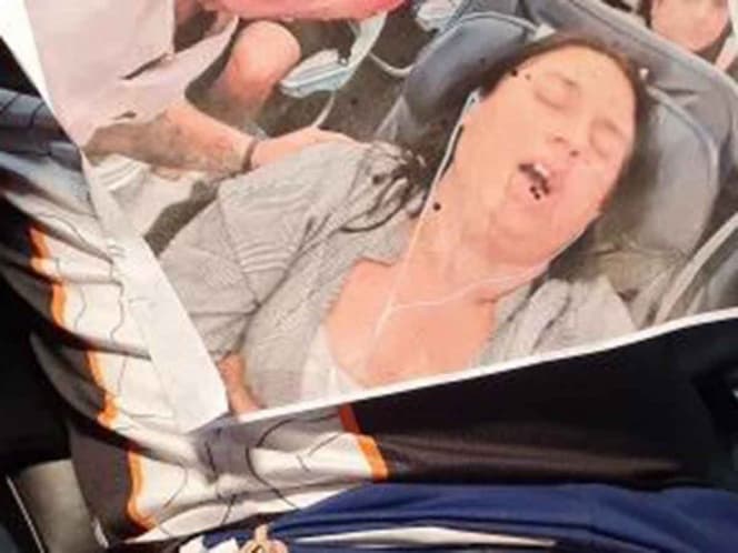 Hombre se tatúa el rostro de su esposa usando la peor fotografía