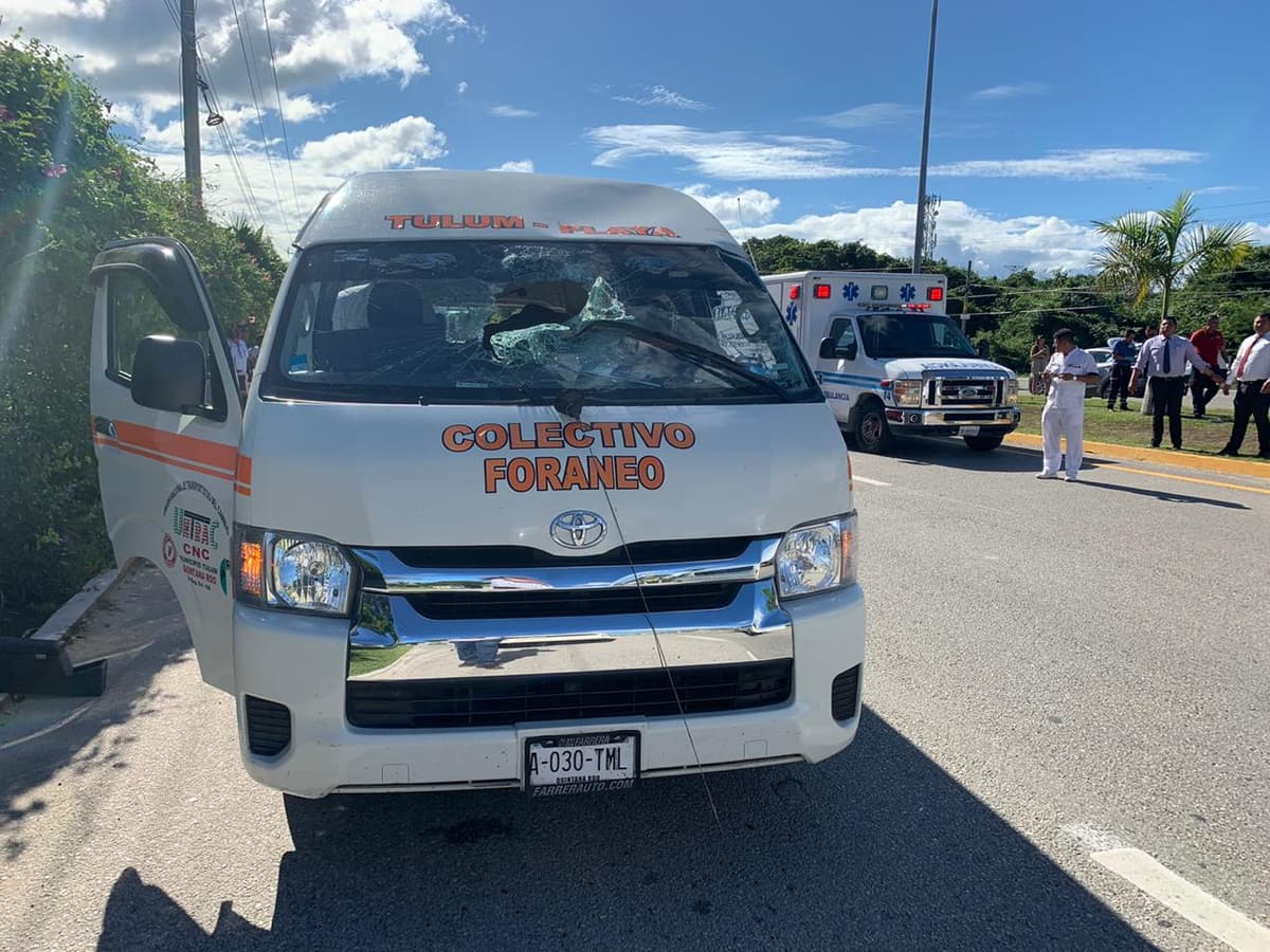 ¡Carreterazo en Puerto Aventuras! Hay 8 lesionados