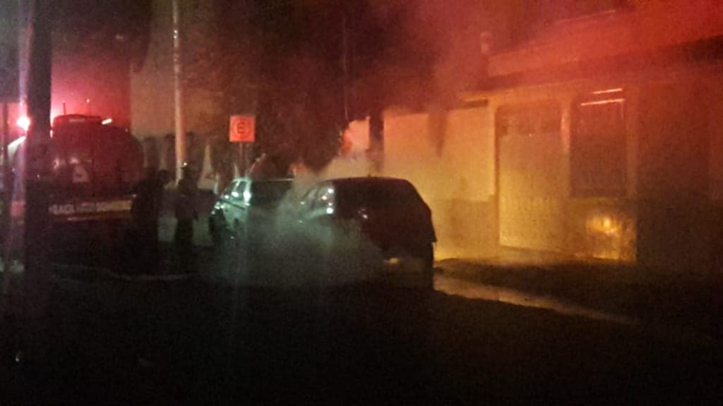 Se incendia coche en Chetumal
