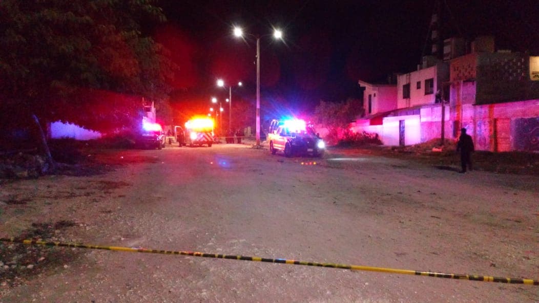 Balean a persona en Villas Otoch de Cancún