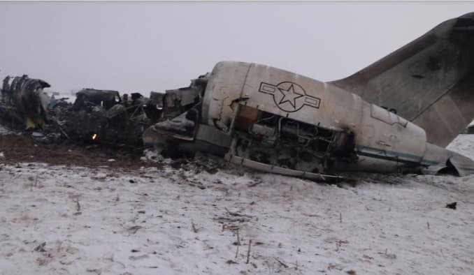 Estados Unidos niega que avión estrellado en Afganistán haya sido derribado por talibanes