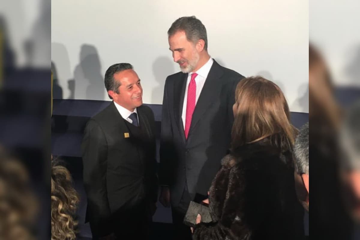 Carlos Joaquín participa con el rey de España Felipe VI en la cena de gala de la FITUR 2020