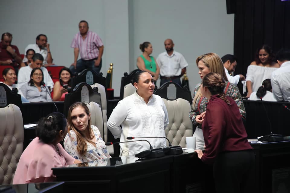 Ciudadanos llevan al Congreso tema de basura en Cancún