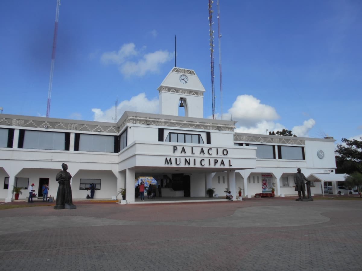 Confusión por "levantón" en Ayuntamiento de Solidaridad.... eran ministeriales armados