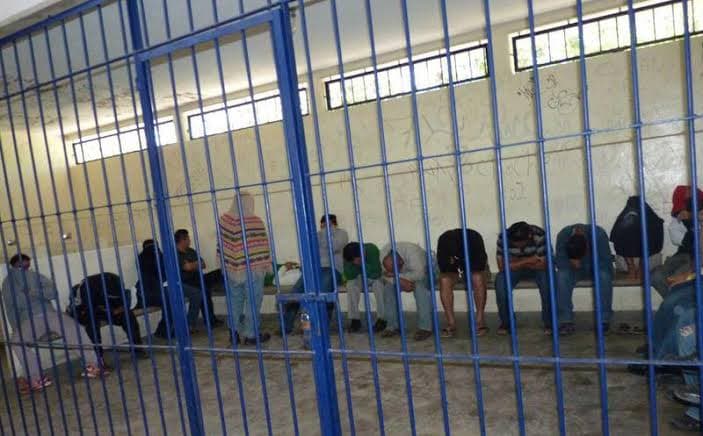 "Perdonan" a 58 infractores en Cancún