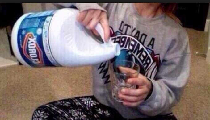 ¡Cuidado! Beber cloro no combate el coronavirus