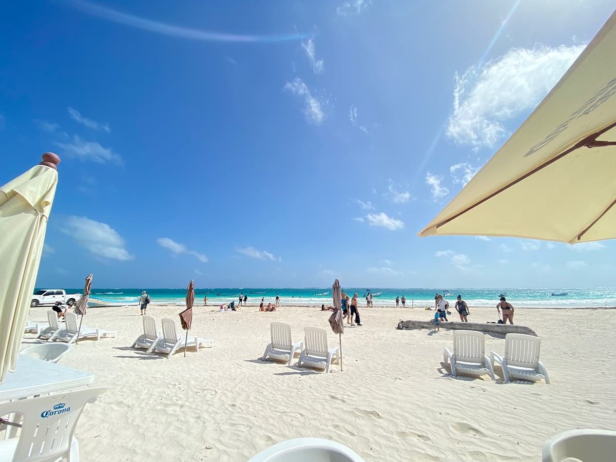 Clima: Caluroso con viento fuerte