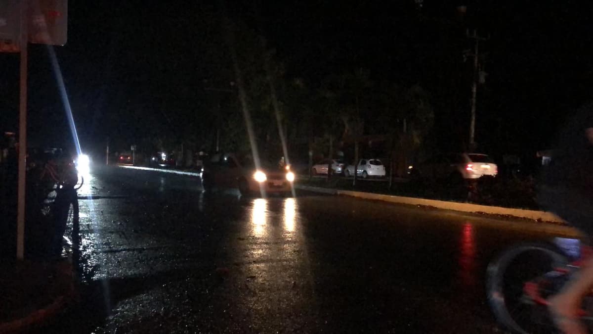 CFE deja sin luz a colonias de Tulum