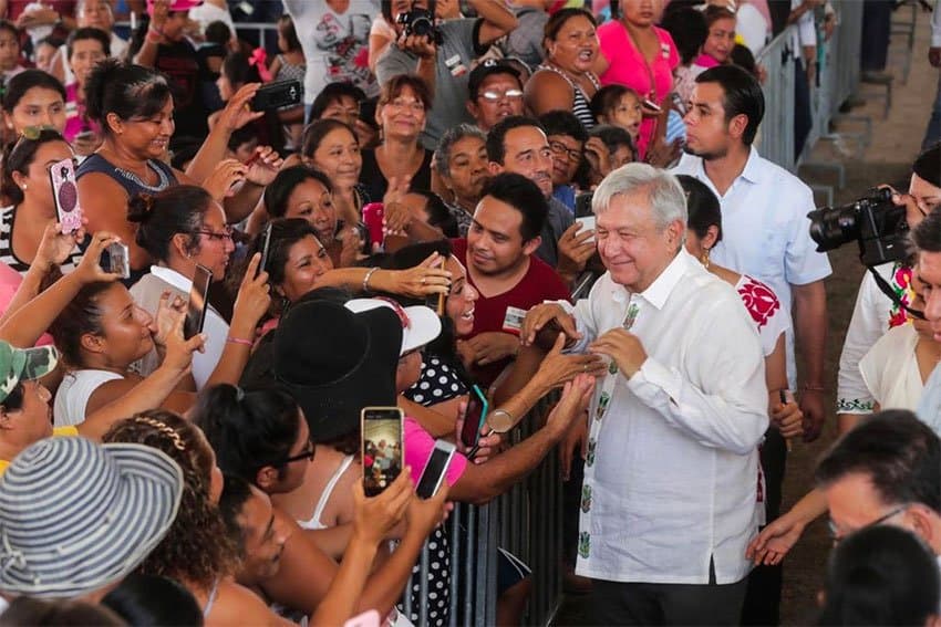 Llegan los apoyos de AMLO a Solidaridad por el coronavirus
