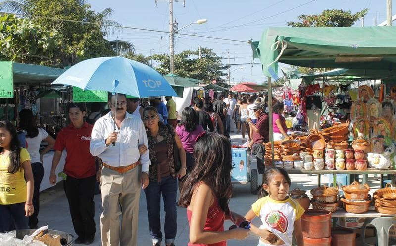 ¡Se acabó la vendimia! Tianguis en Cancún se ‘encogen’ a la mitad