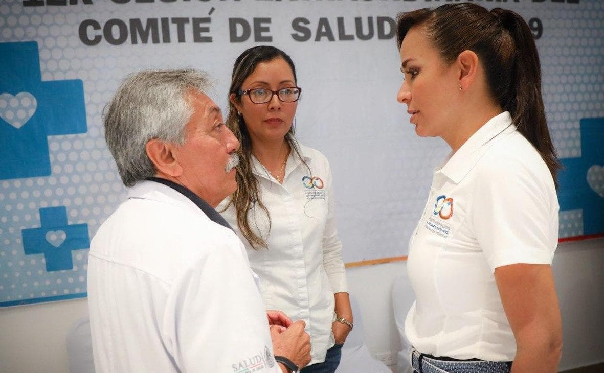 Llama Laura Fernández a no despedir a empleados ante COVID-19