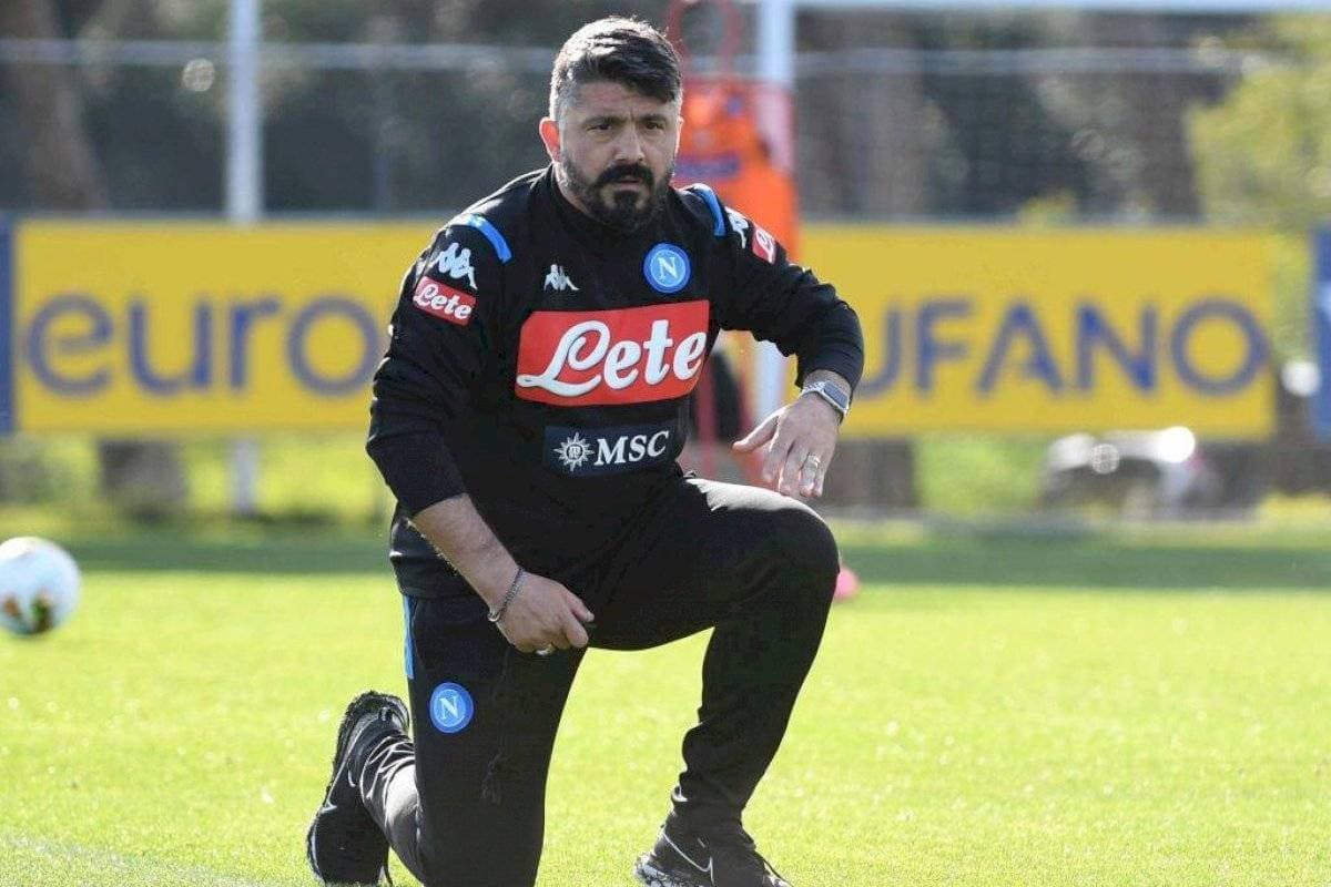 A pesar de la pandemia, Napoli volverá a entrenar el miércoles