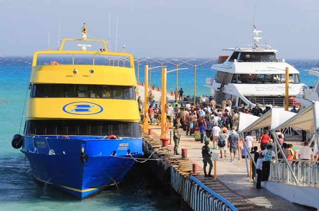 Por coronavirus, Ultramar suspende 4 corridas en la ruta Playa del Carmen-Cozumel