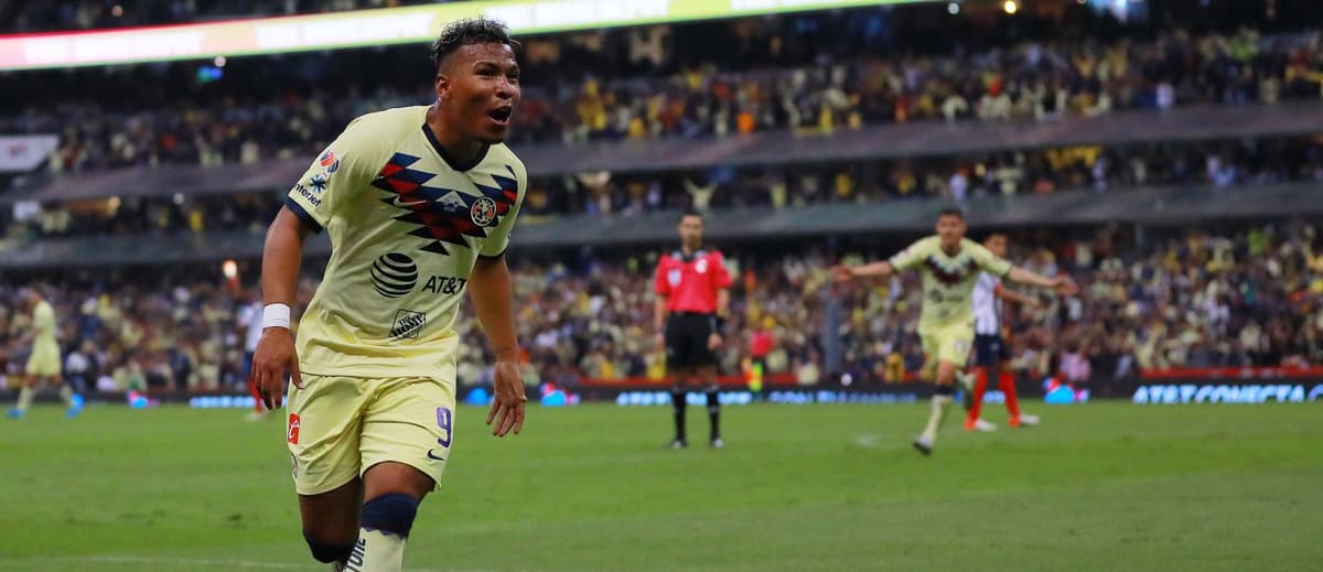 No les quedó de otra, América perdona a Roger Martínez