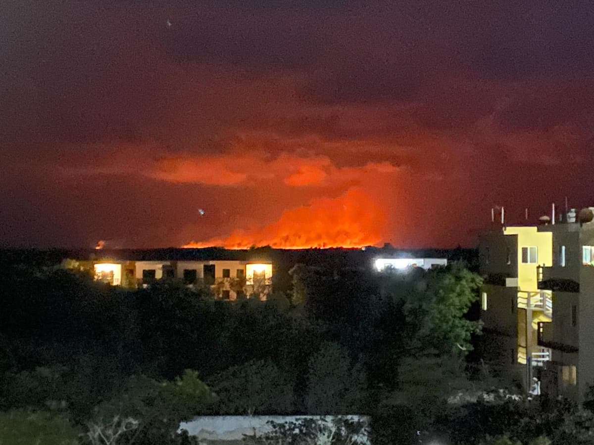 ¡Rojo atardecer! Se reporta incendio en inmediaciones de Chiquilá