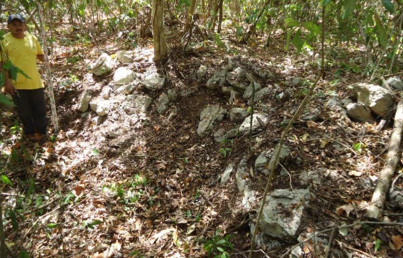 Descubre INAH aldea maya cerca de Mahahual al verificar zona para construir hotel
