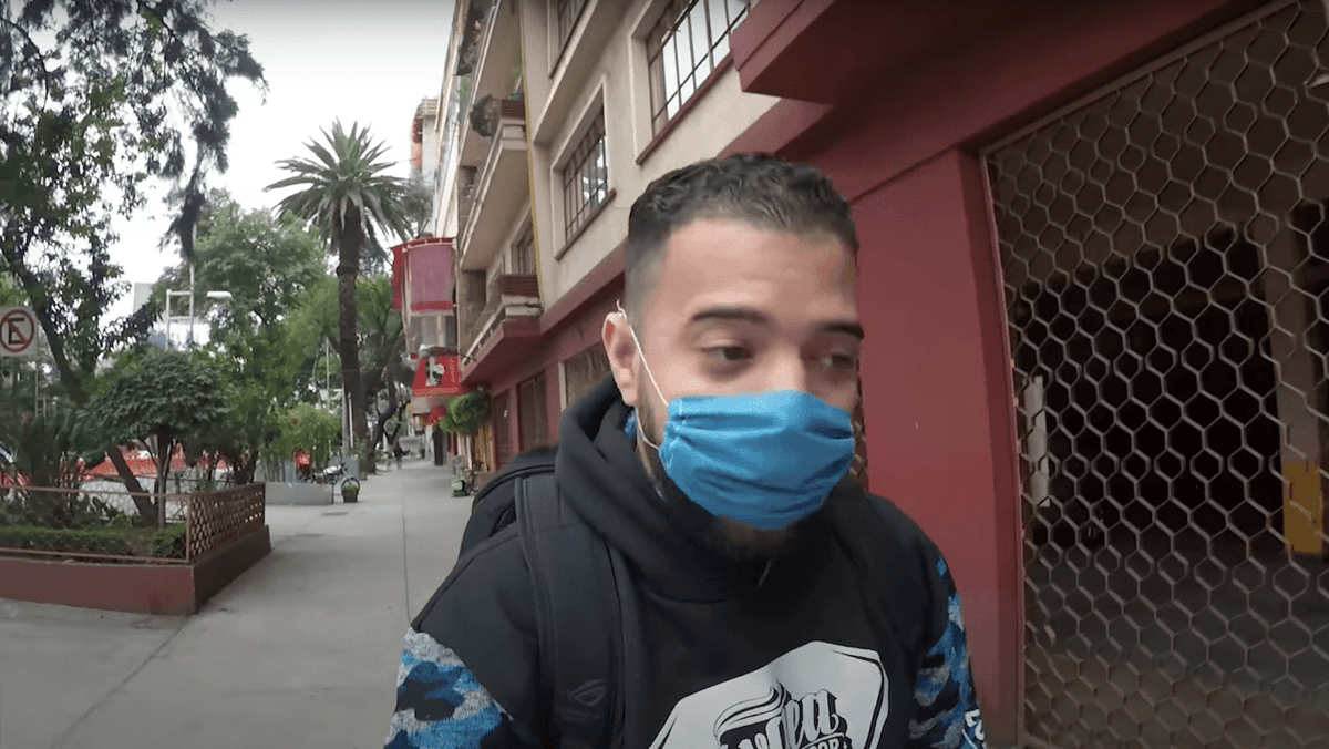 Youtuber con coronavirus sale a la calle a comprar pizza en la CDMX