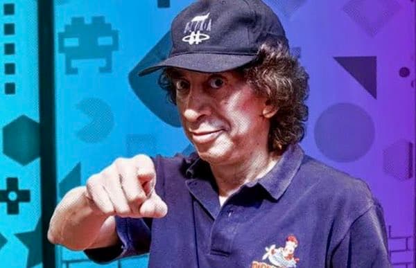 Muere Gus Rodríguez, conductor de Nintendomanía y guionista de Eugenio Derbez