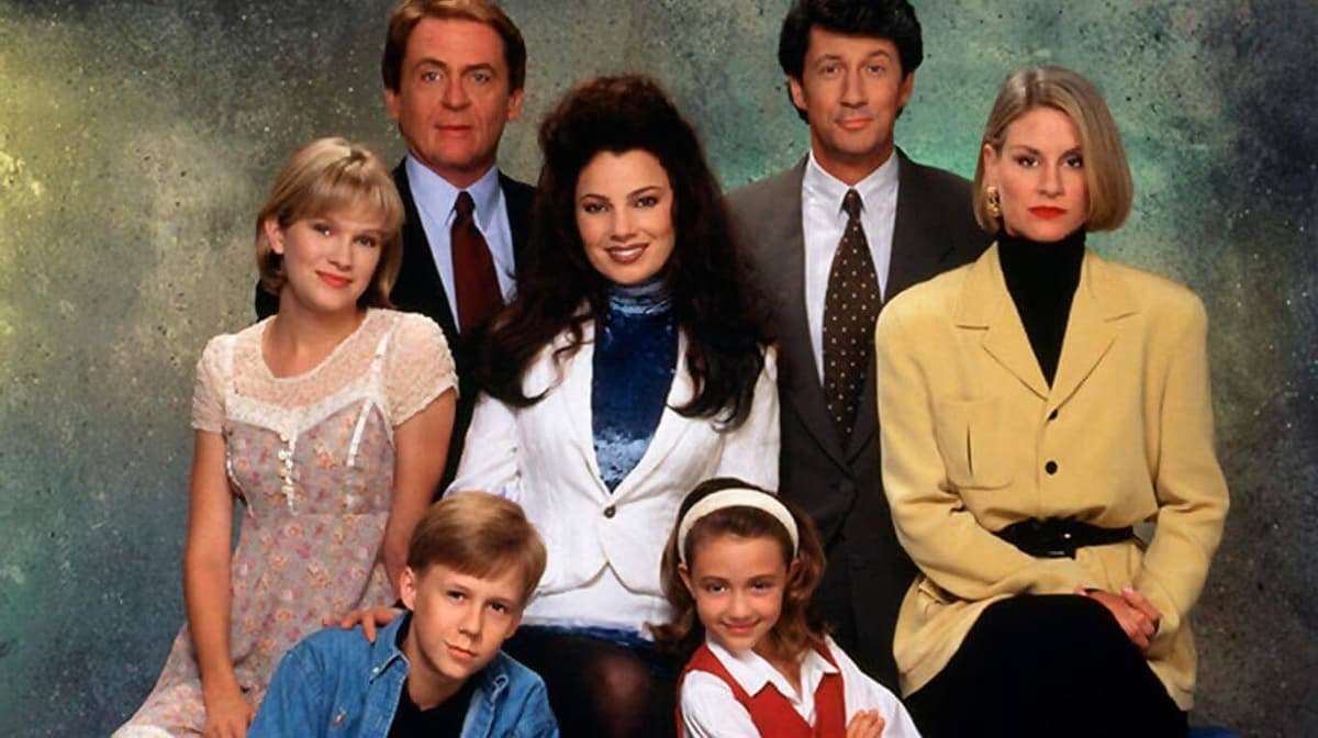 Video: Elenco de la "La Niñera" se reúne durante confinamiento